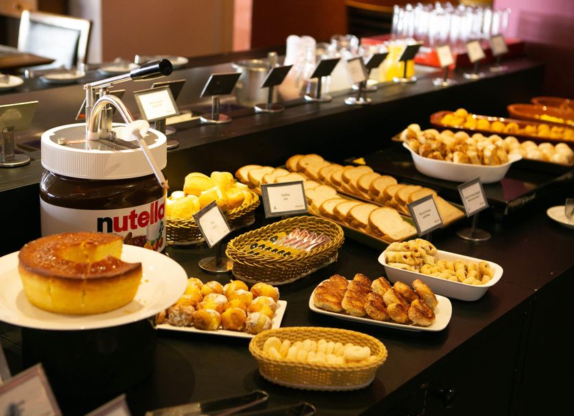 Buffet Photo