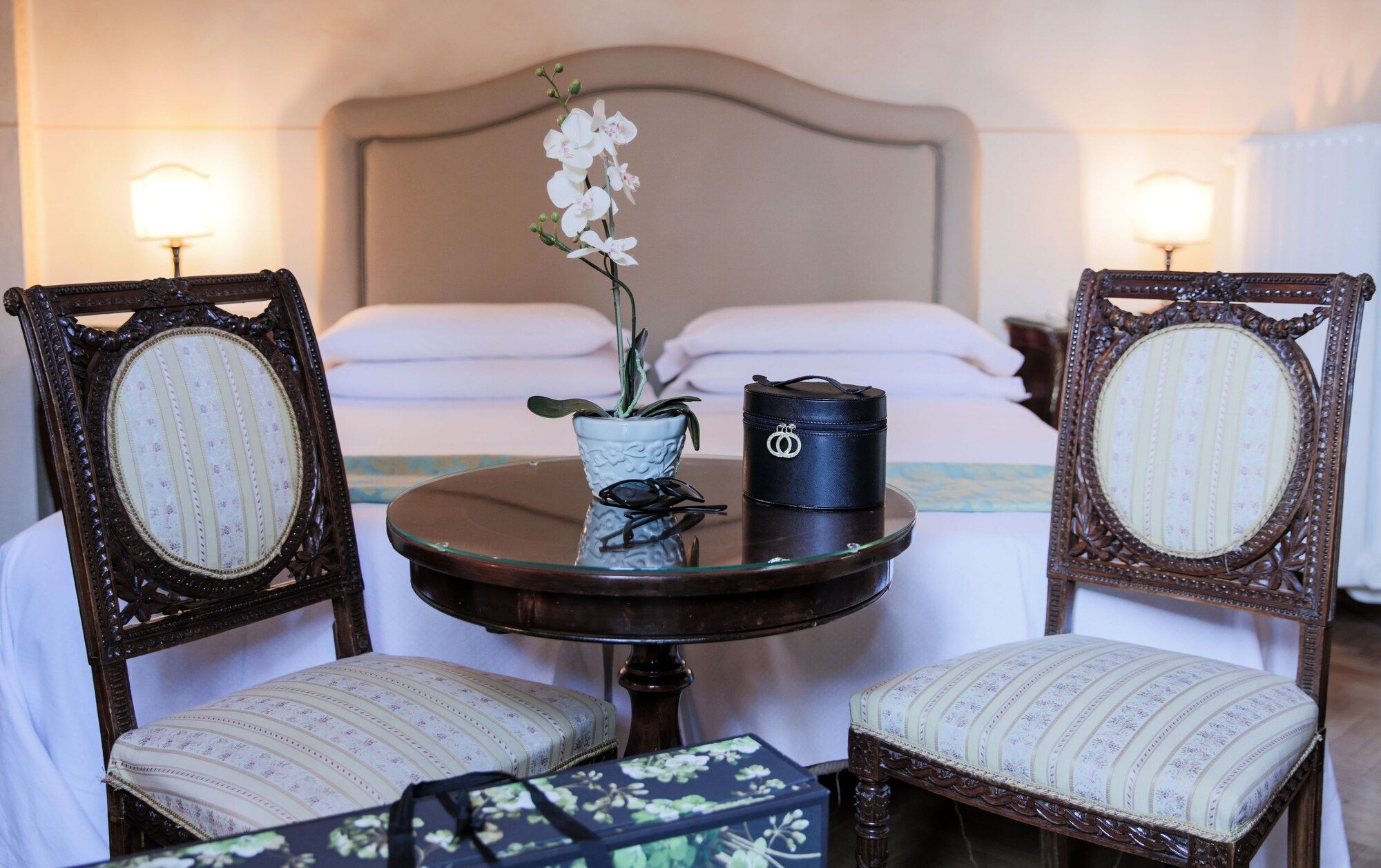 Room amenity
