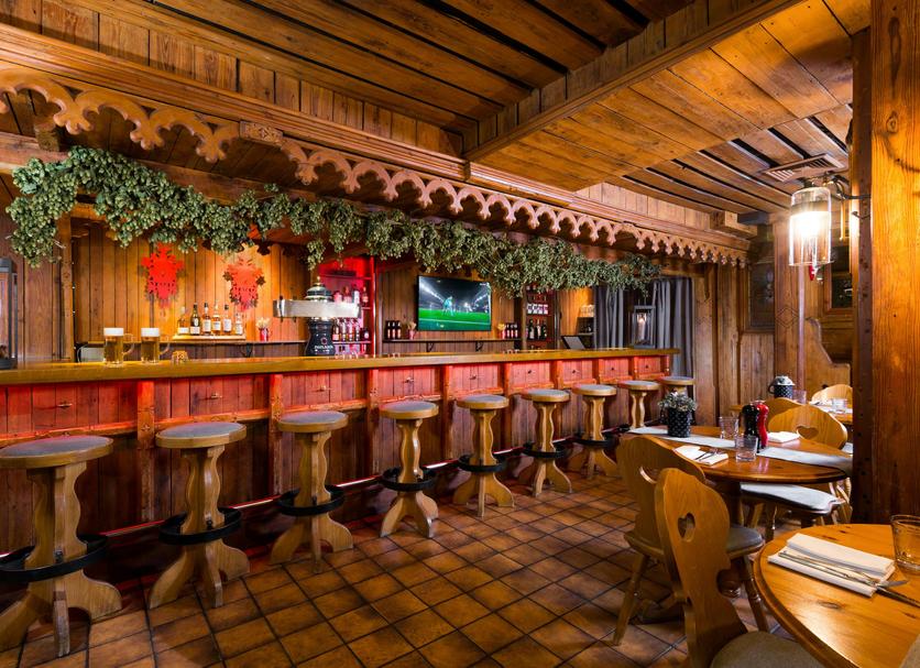 Bar Photo