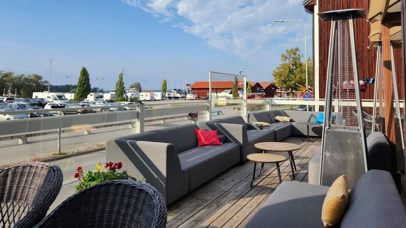 Vänerport Lakefront Hotell