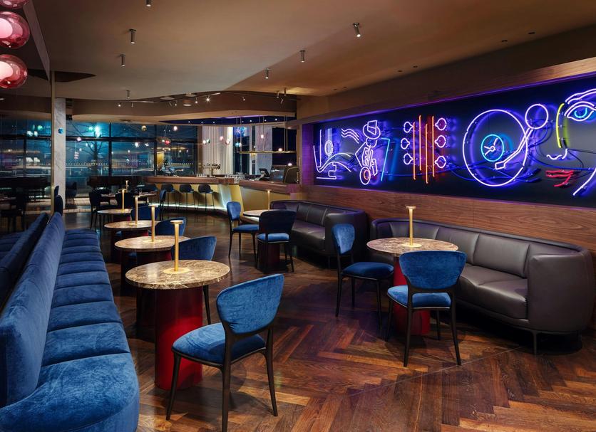 Bar Photo