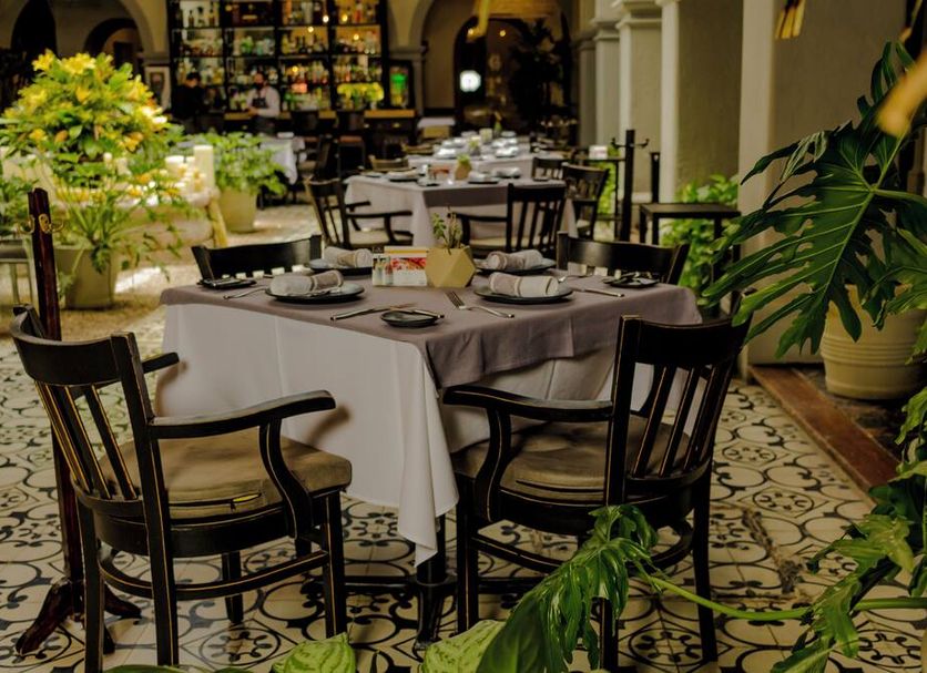Restaurant Photo