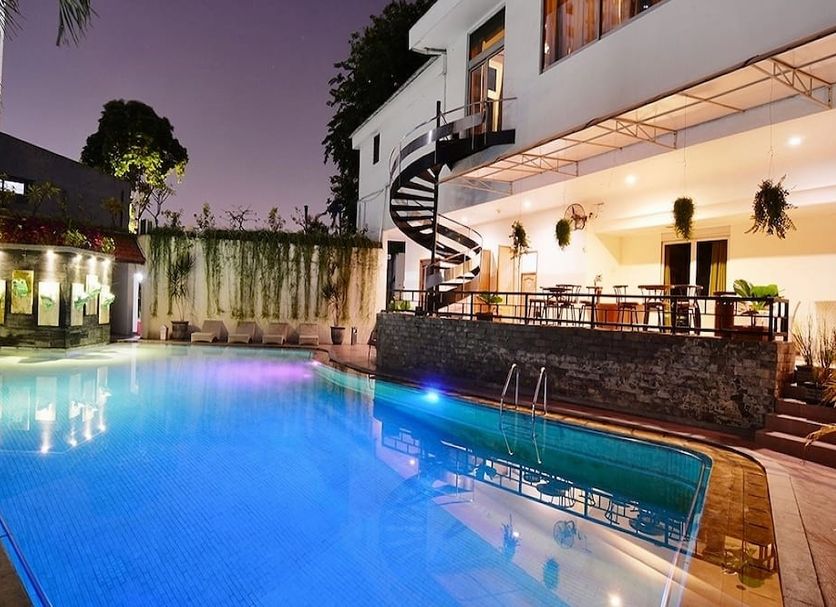 Pool Photo