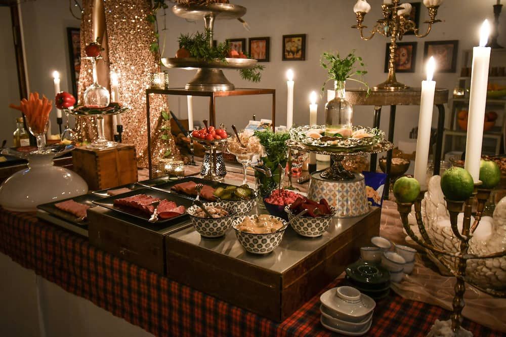 Buffet Photo