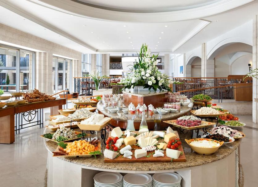 Buffet Photo