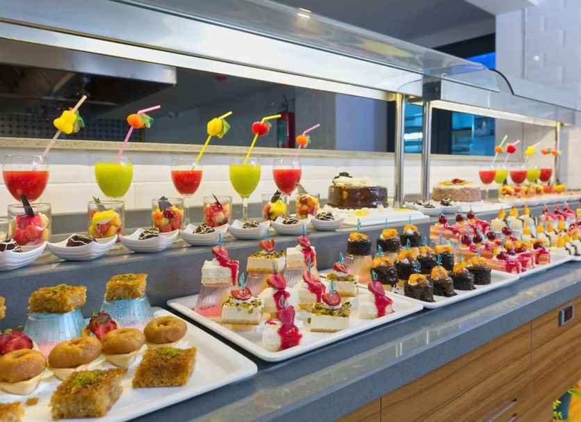 Buffet Photo