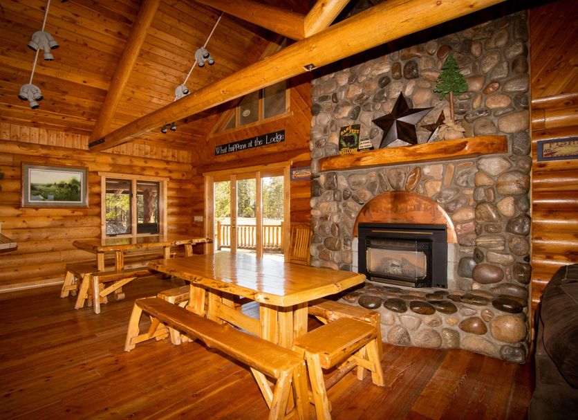 Dining room Photo