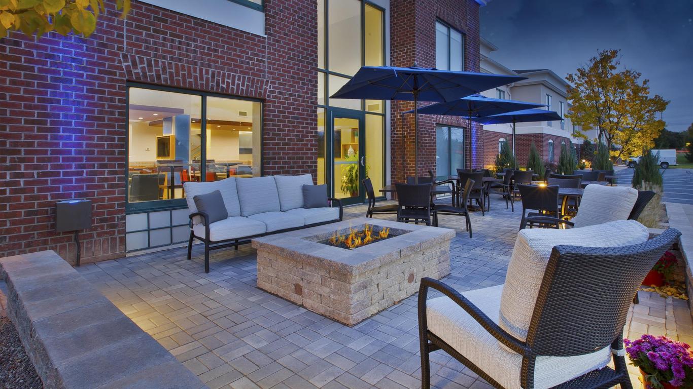Holiday Inn Express Hotel & Suites Rochester - Victor, An IHG Hotel
