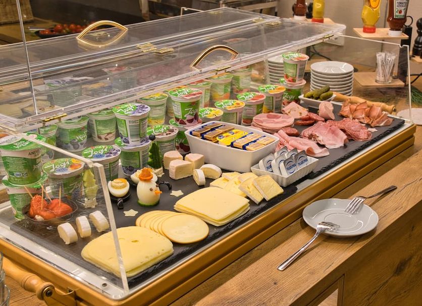 Buffet Photo