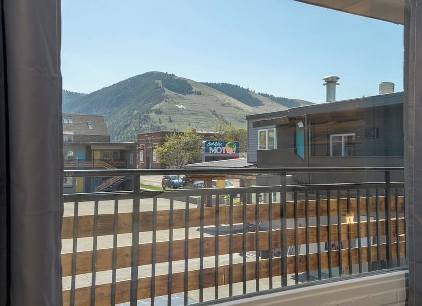 Balcony Photo