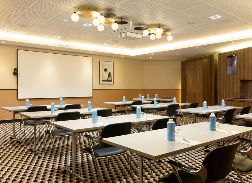 Conference room Photo