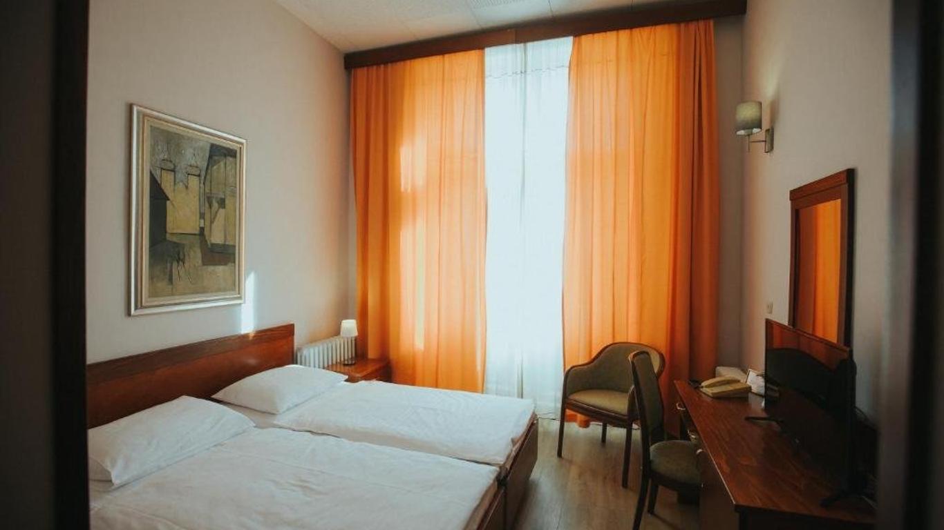 Hotel Central