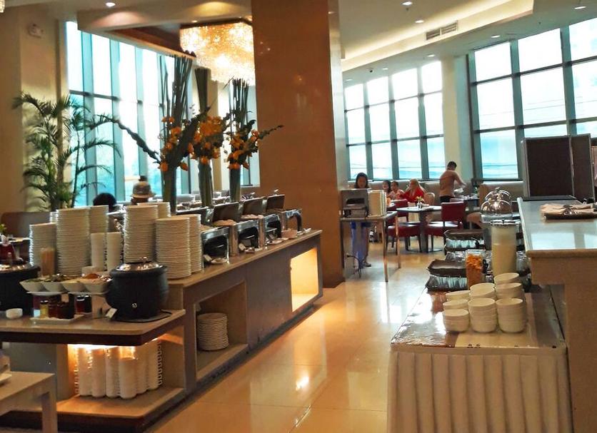 Buffet Photo