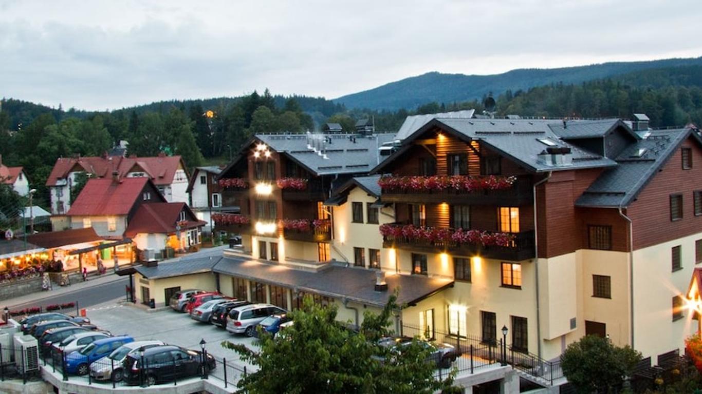 Hotel Krysztal Conference & Spa