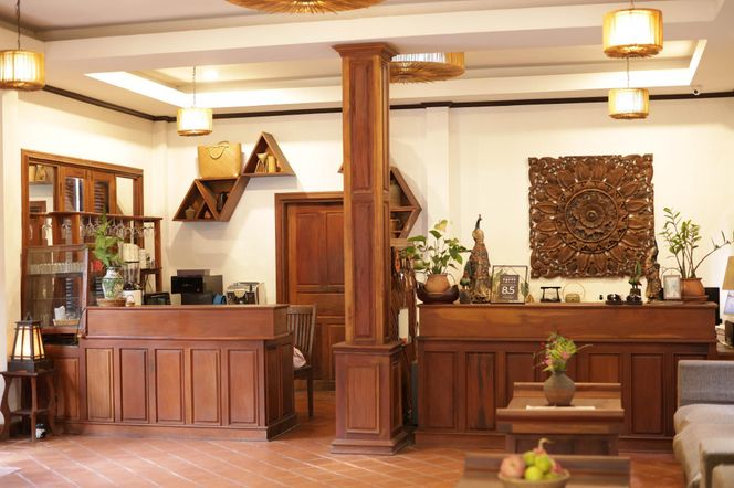 Royal Peacock Boutique Hotel