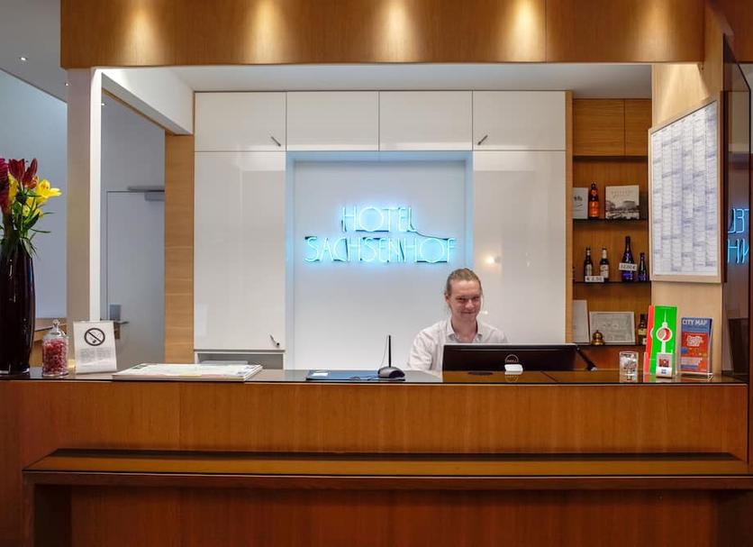Front desk Photo
