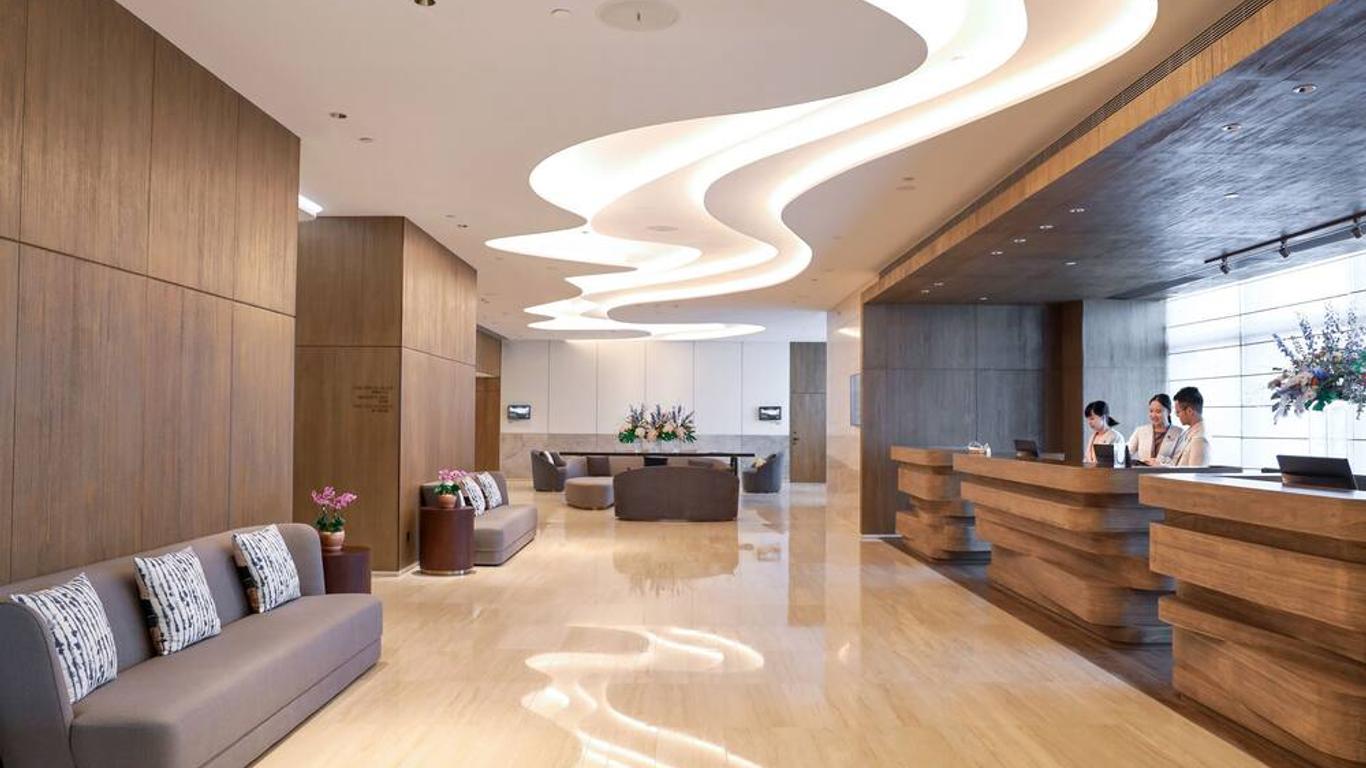 Oasis Aurum 181 Hotel