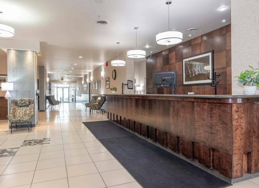 Front desk Photo