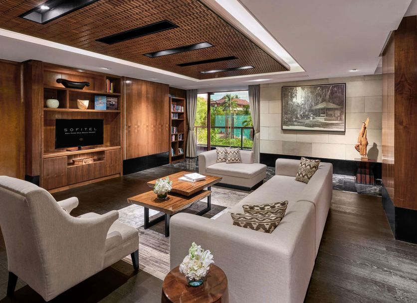 Lounge Photo