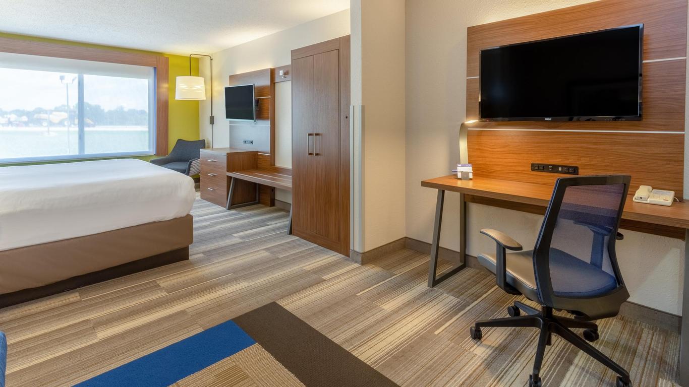 Holiday Inn Express & Suites Vandalia, An IHG Hotel