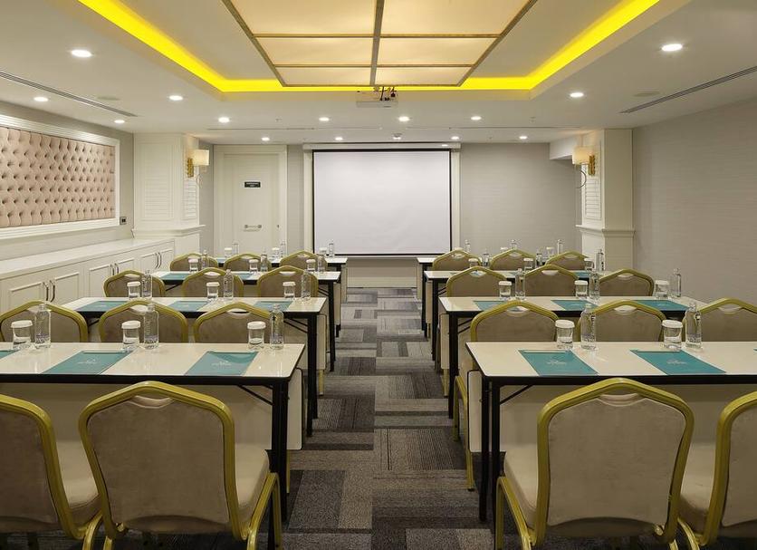 Conference room Photo