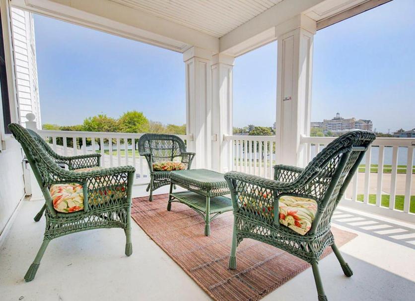 Balcony Photo