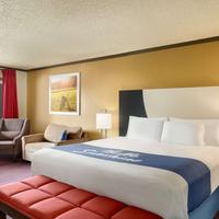 Days Inn by Wyndham Bend