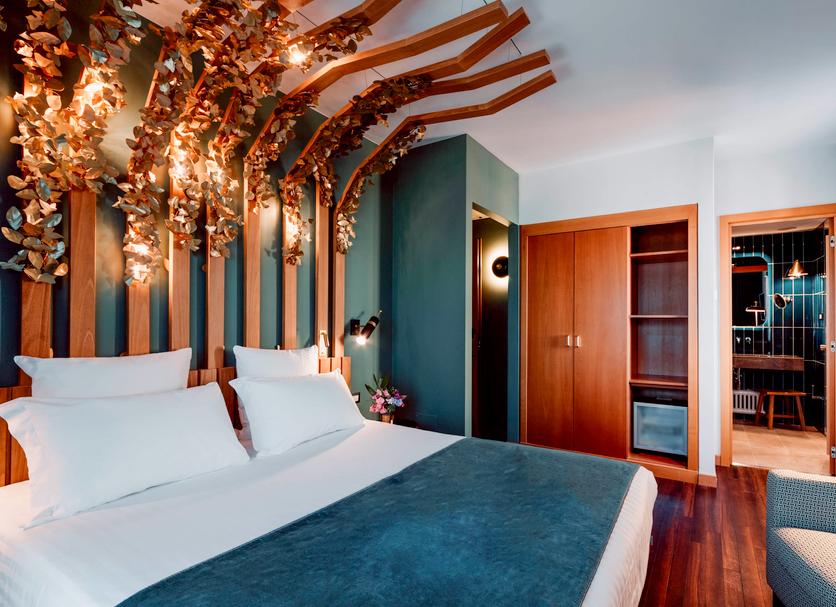 Bedroom Photo