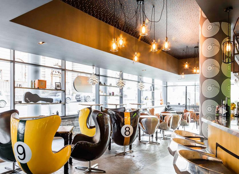Restaurant Photo