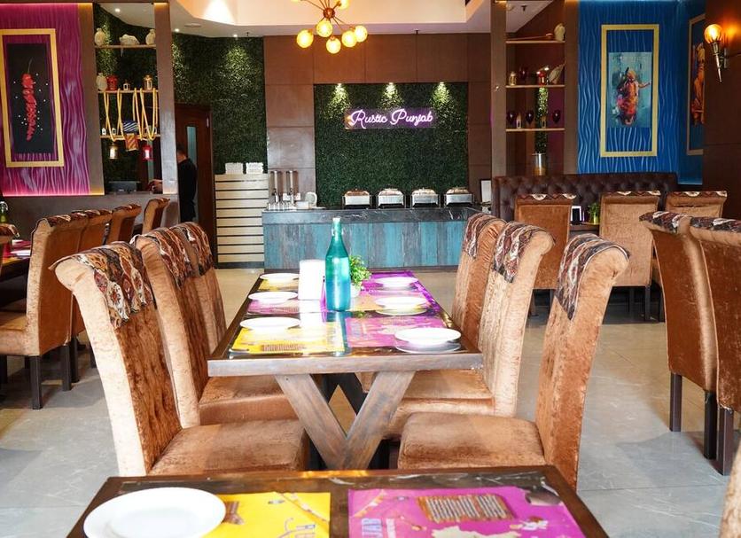 Restaurant Photo