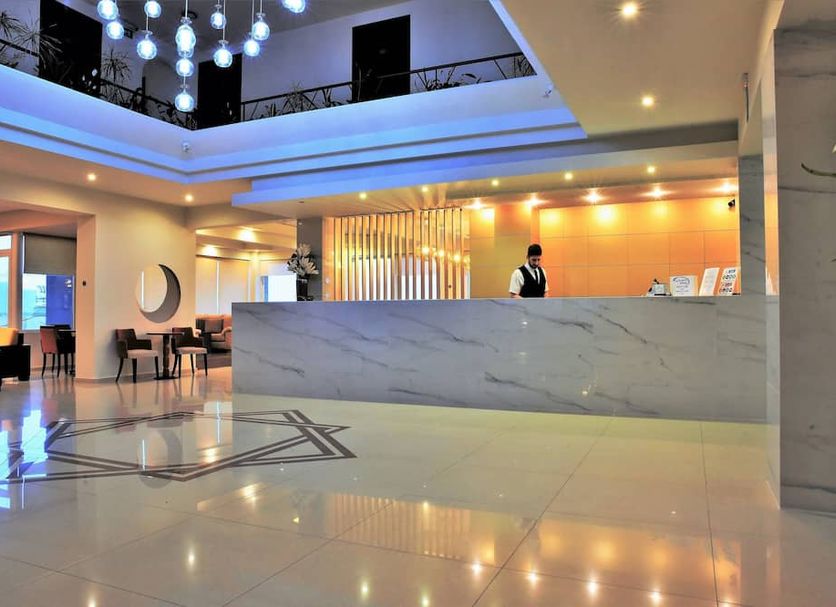 Front desk Photo