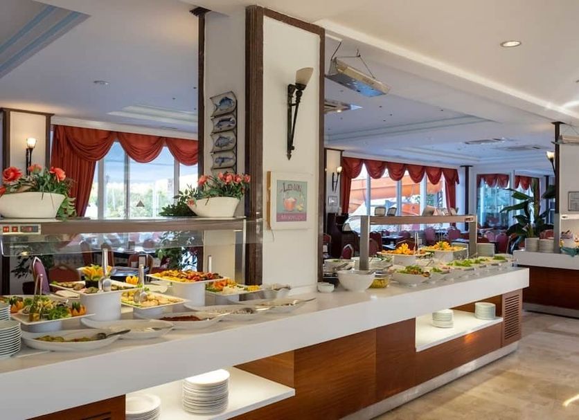 Buffet Photo