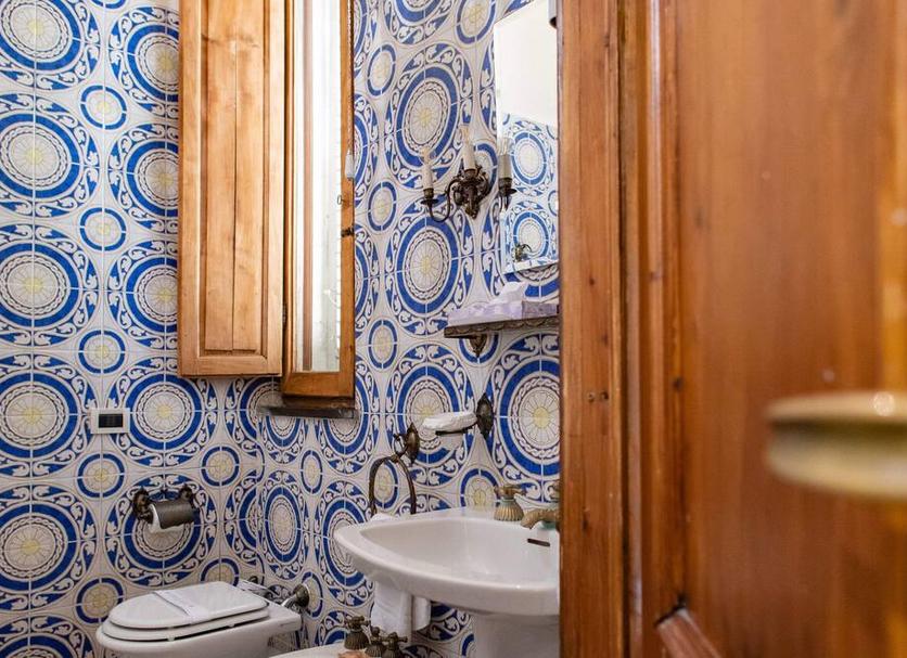 Bathroom Photo