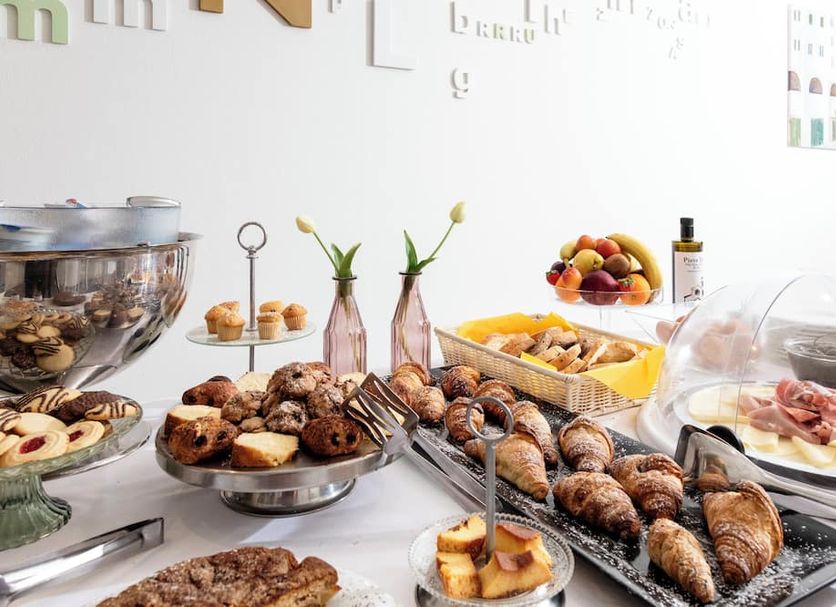 Buffet Photo