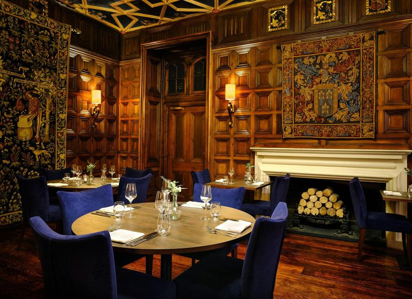 Restaurant Photo