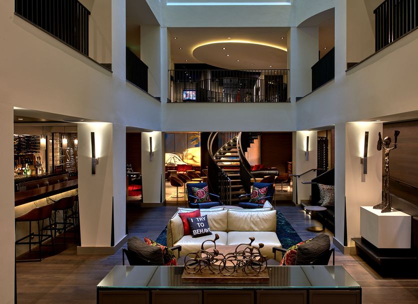 Lounge Photo