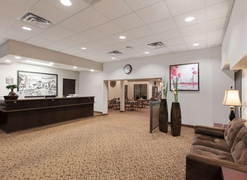 Front desk Photo