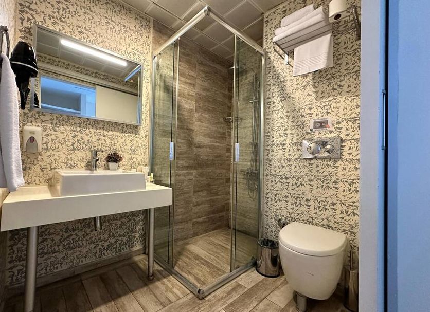Bathroom Photo