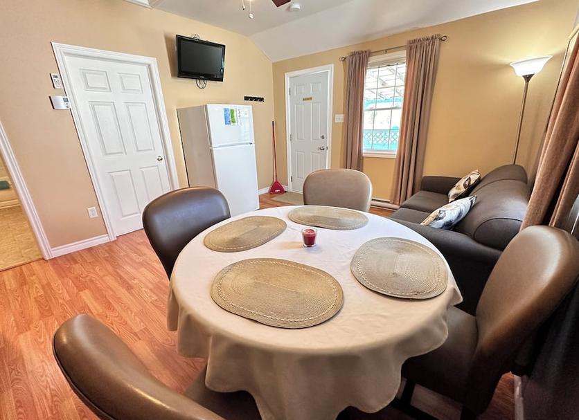 Dining room Photo