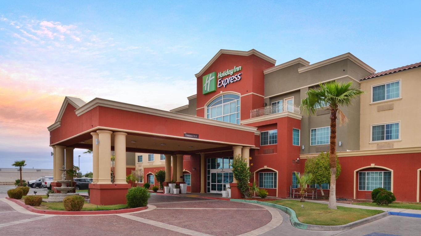 Holiday Inn Express Hotel & Suites El Centro, An IHG Hotel