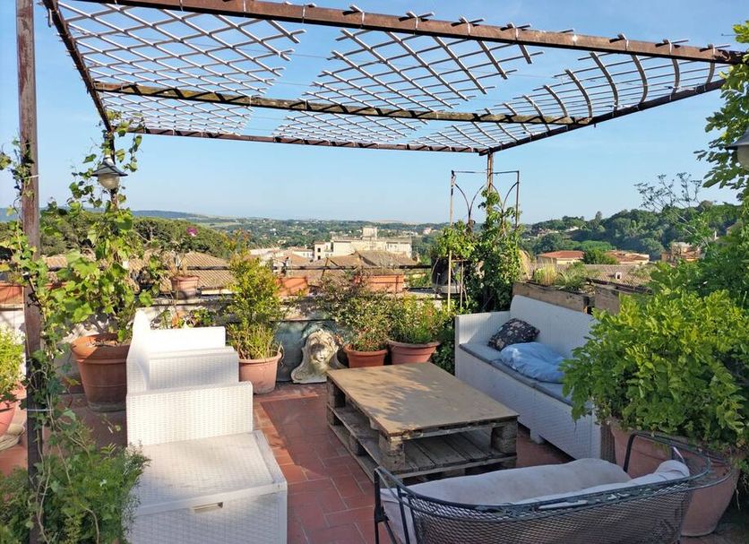 Balcony Photo