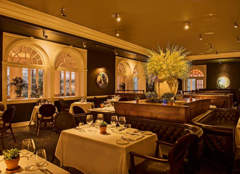 Restaurant Photo
