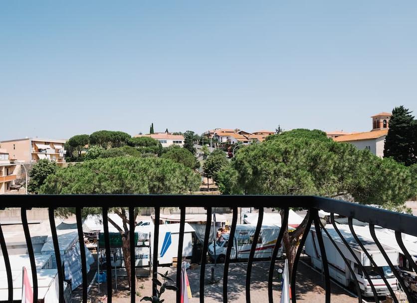 Balcony Photo