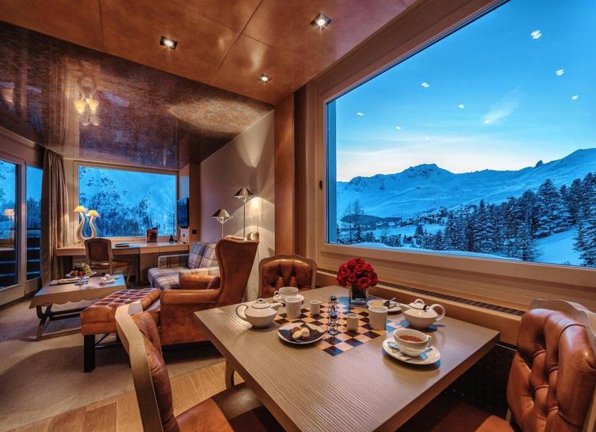 Dining room Photo