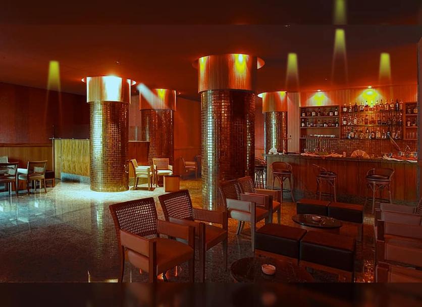 Bar Photo