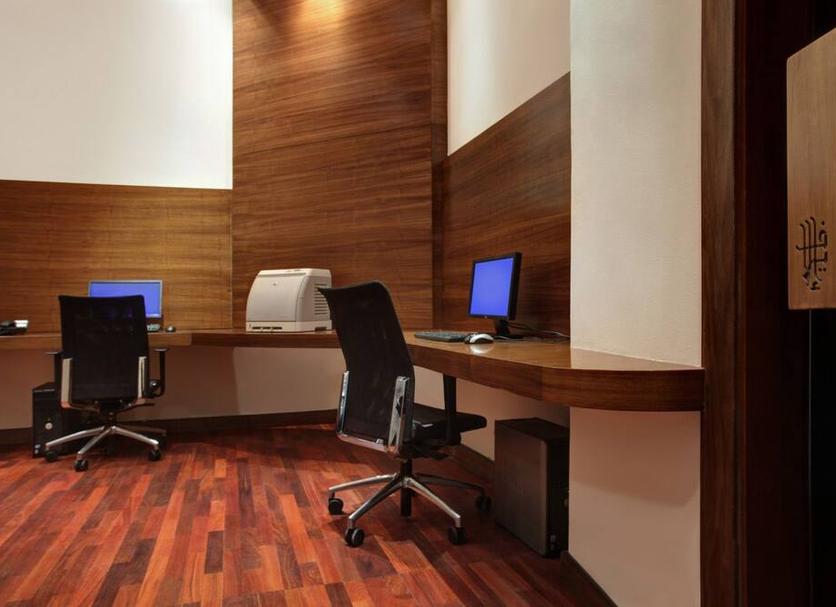 Business centre Photo