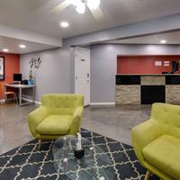 Super 8 by Wyndham San Antonio Downtown / Alamo