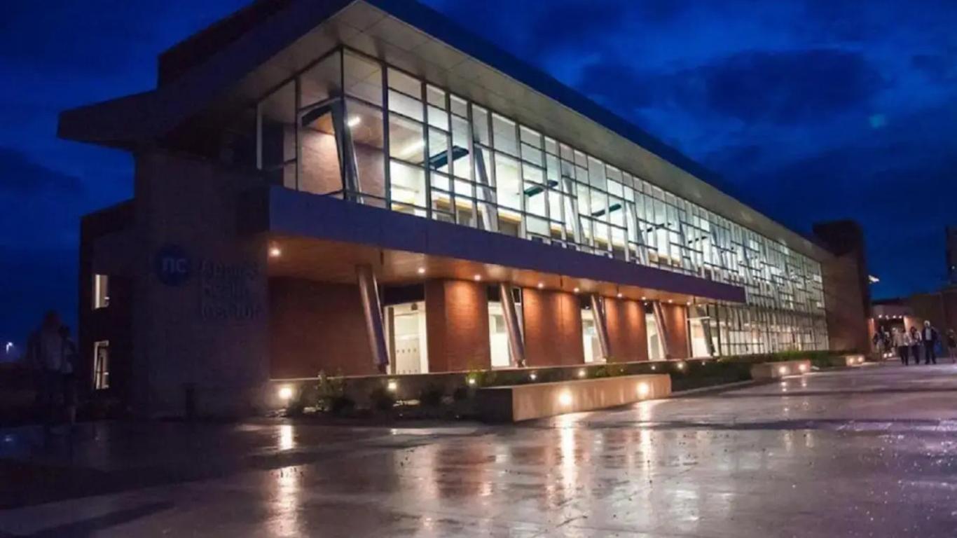 Residence & Conference Centre - Welland