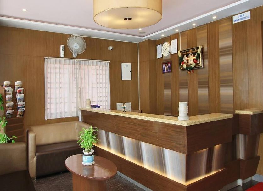 Front desk Photo