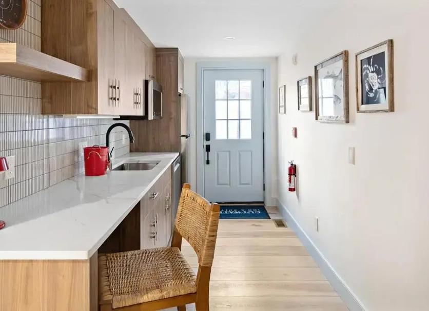 Kitchen Photo